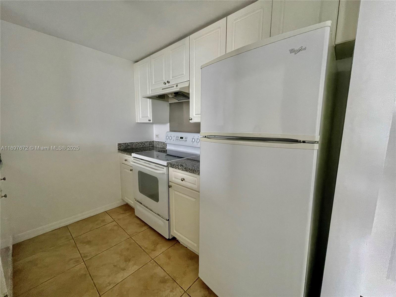 Building Photo - 900 SW 8th St