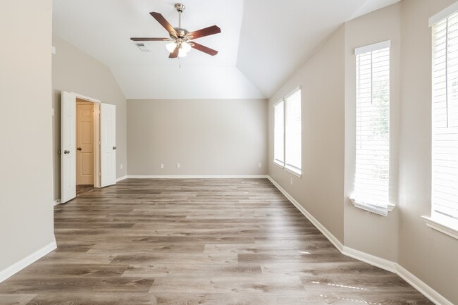 Building Photo - 14518 Southern Magnolia Cir