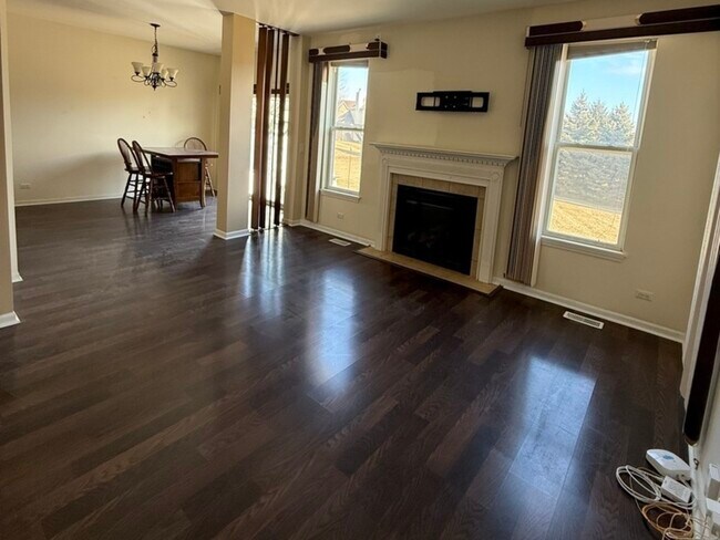 Building Photo - 286 Wolverine Dr