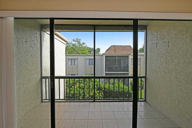 Building Photo - 3282 S Semoran Blvd