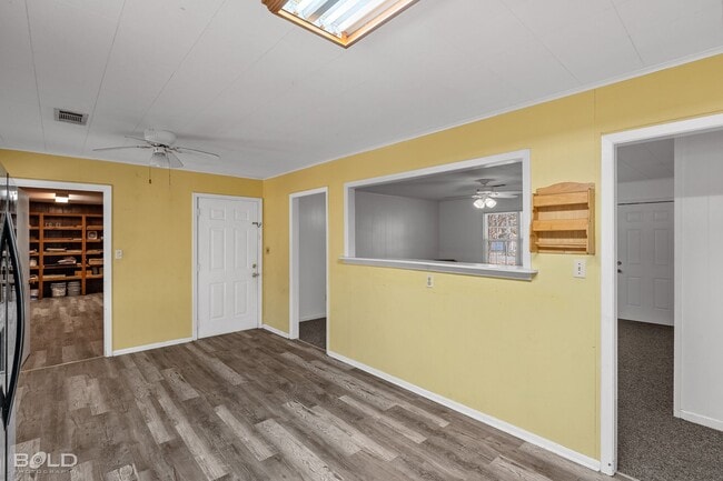 Building Photo - 7062 Winburn Dr