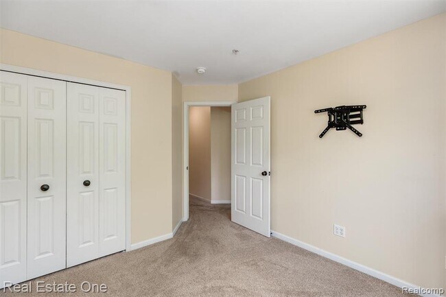 Building Photo - 2847 Barclay Way