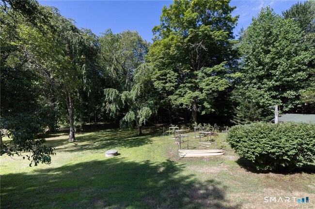 Building Photo - 37 Old Wheeler Ln