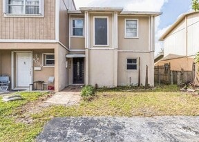 Building Photo - 8008 SW 6th St