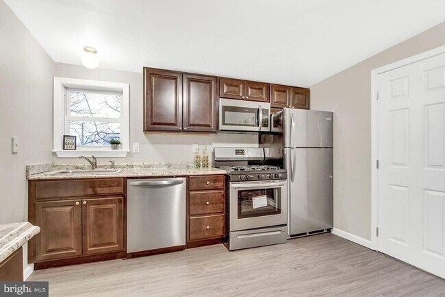 Building Photo - 3-bedroom Cape Cod in Susquehanna District