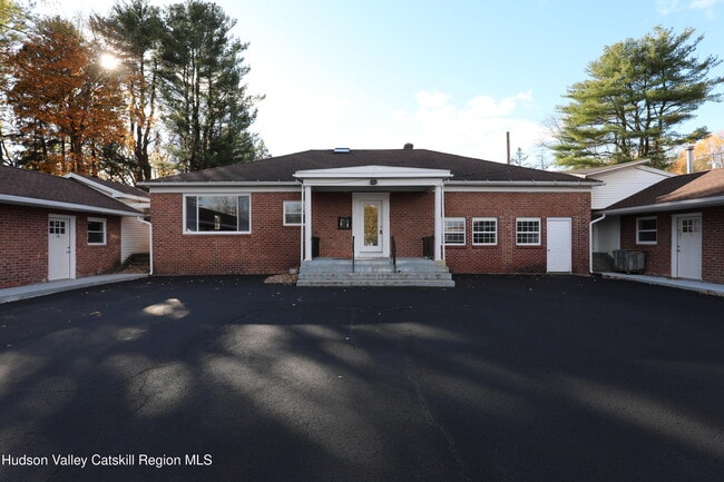 Primary Photo - 14311 US-9W