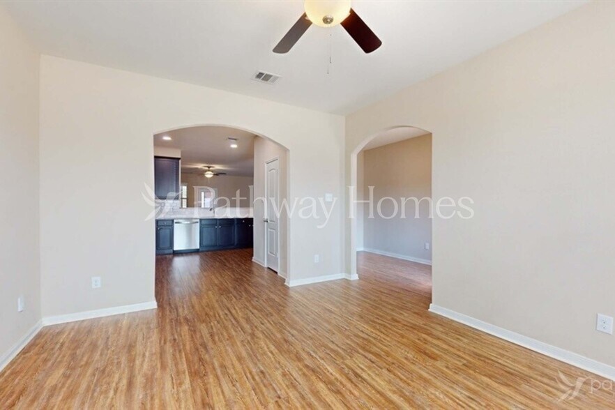 Building Photo - 1712 Blue Water Ct