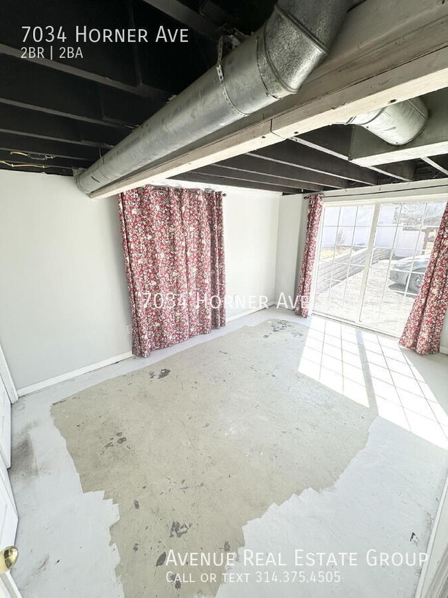 Building Photo - Charming 2-Bedroom Home with Spacious Kitc...