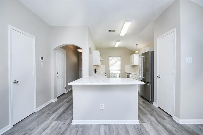 Building Photo - 20530 Ranch Mill Lane