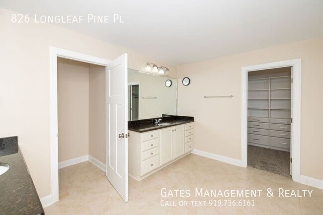 Building Photo - 826 Longleaf Pine Pl