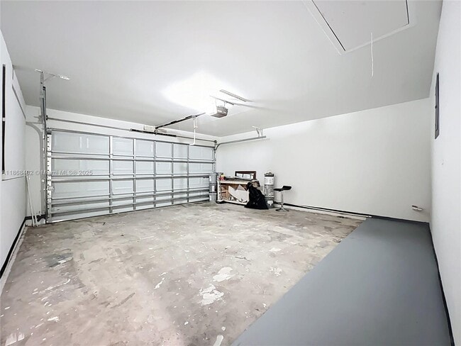 Building Photo - 2160 Churchill Downs Cir