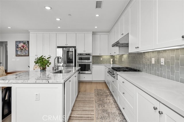 Building Photo - 107 Tritone