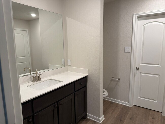 Building Photo - 4247 Possumhaw Dr