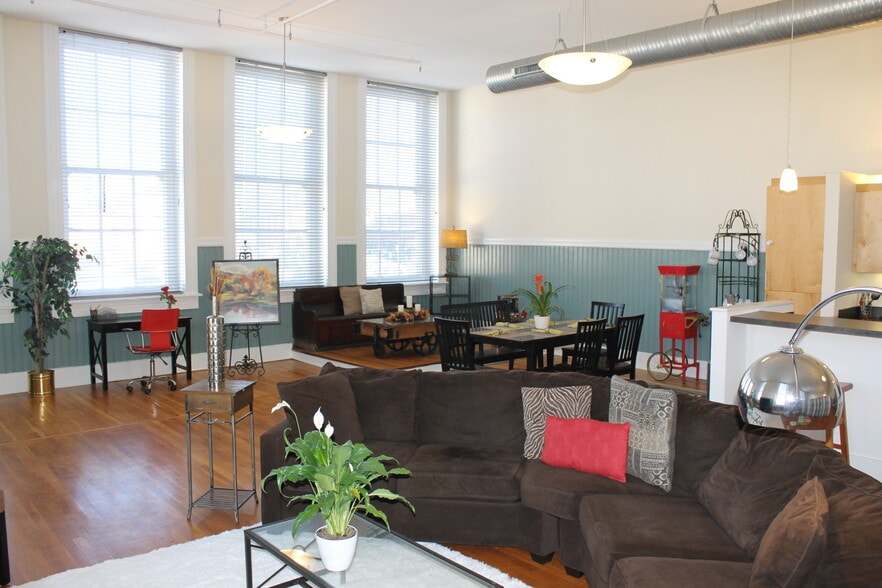 Building Photo - Odd Fellows Building