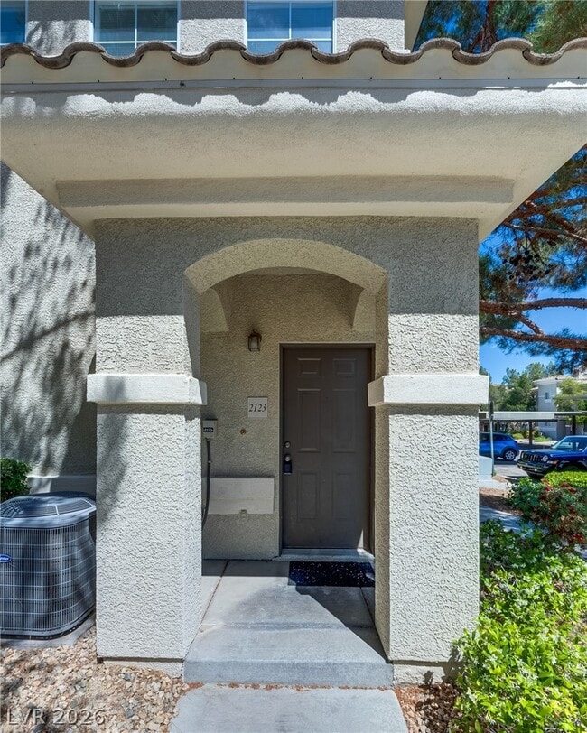 Building Photo - 9050 W Warm Springs Rd