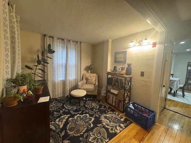 Building Photo - 85 Park St