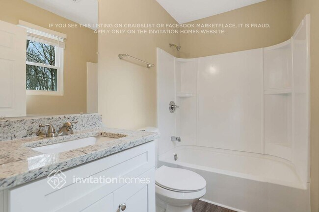 Building Photo - 691 Tarkington Rd N