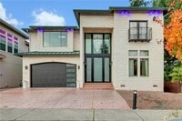 Building Photo - Exquisite Custom-Built 6 Bedroom 5.5 Bath House in Kent
