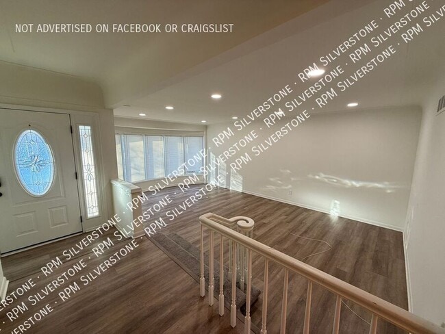 Building Photo - 5681 Skylite Ln