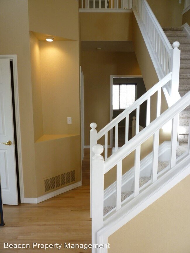 Building Photo - 4 br, 3.5 bath House - 9774 Ironstone Pl