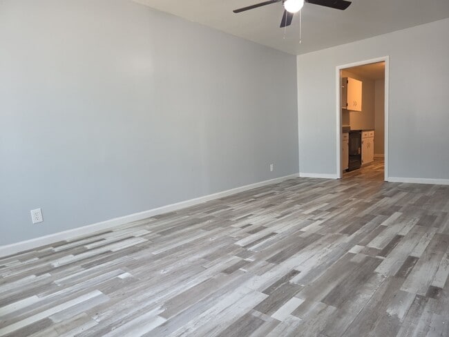 Building Photo - 2805 Union Dr NW