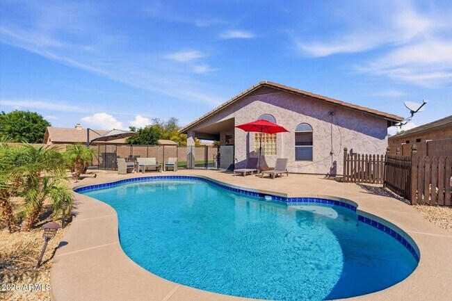 Building Photo - 4501 E Melinda Ln