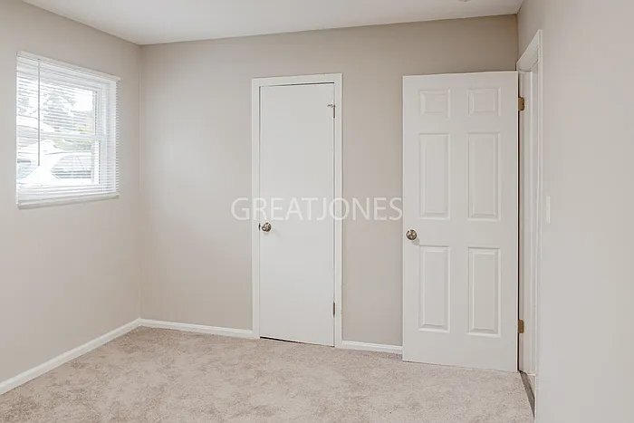 Building Photo - 2078 Wharton Dr