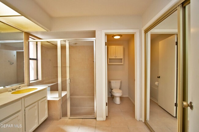 Building Photo - 5710 Mira Grande Dr