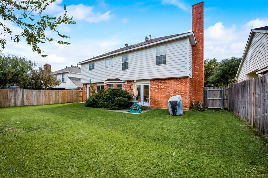 Building Photo - 2848 Ironwood Dr