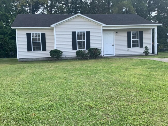 Building Photo - 128 Sutton Dr