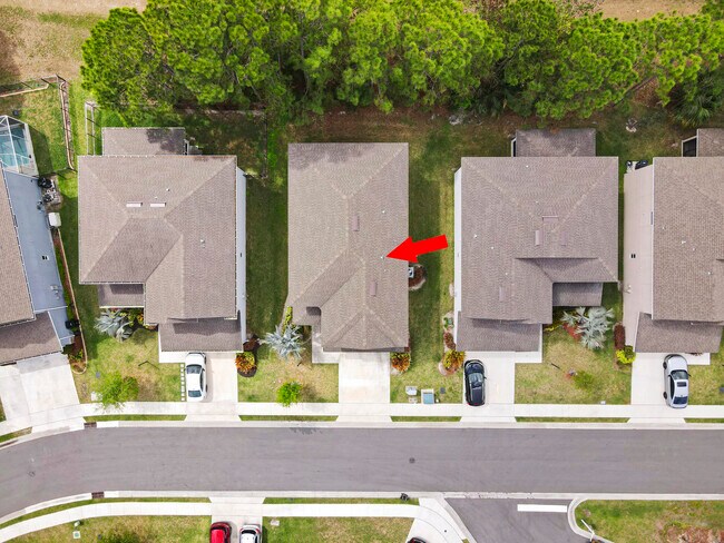 Building Photo - 692 NE Turtleback Trail