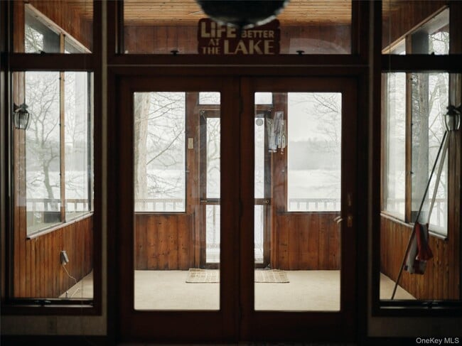 Building Photo - 136 Browning Blvd