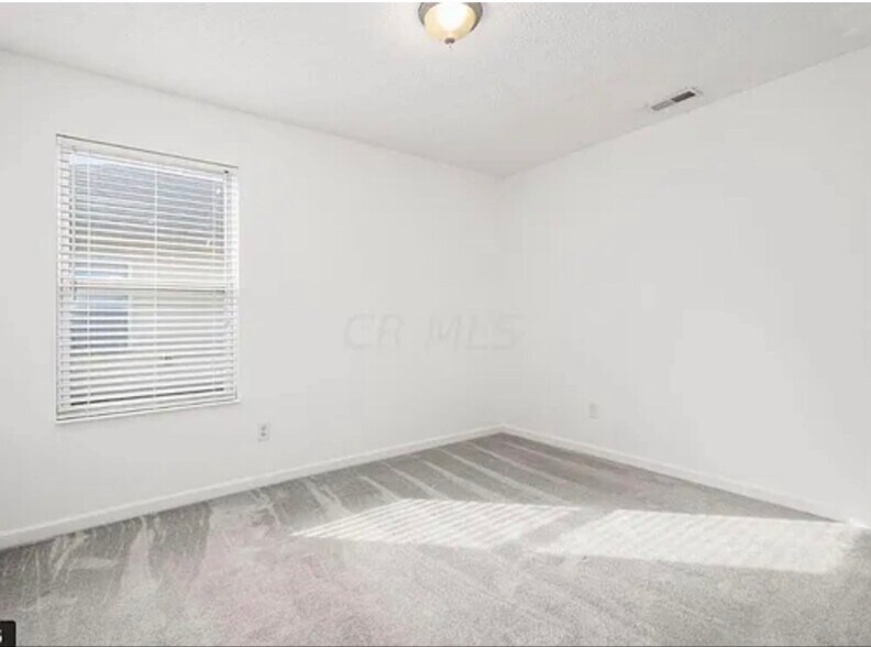 Building Photo - 2844 Sussex Pl Dr