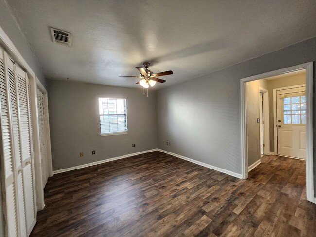 Building Photo - Updated 2 bedroom duplex with all wood flo...