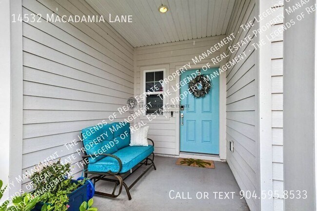 Building Photo - 14532 Macadamia Ln