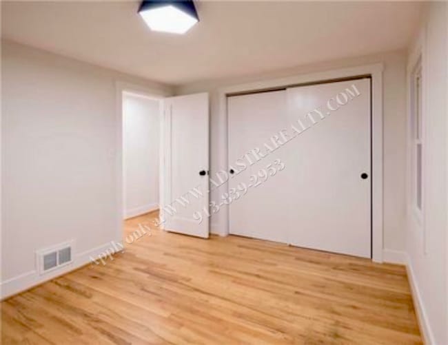 Building Photo - Beautiful Ranch Home in Mission Near Everything-Coming SOON!!
