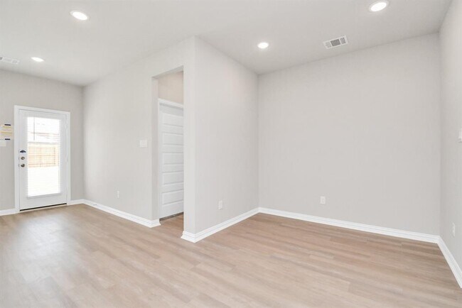 Building Photo - 27023 Ventura Rdg Ln