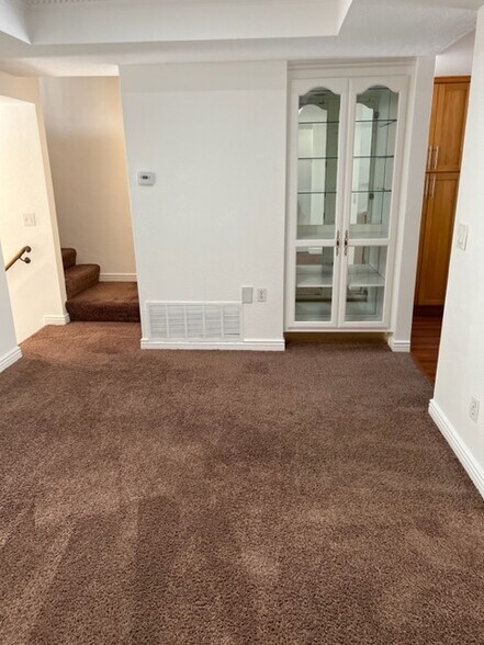Building Photo - 4082 Mahaila Ave