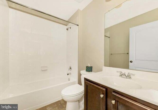 Building Photo - 247 Drexel Ct