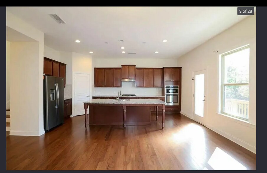 Building Photo - 5532 Cameron Parc Dr