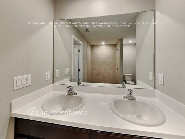 Building Photo - 332 Bahia Blanca Dr