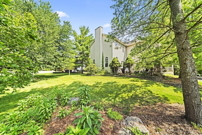 Building Photo - 7854 Astra Cir