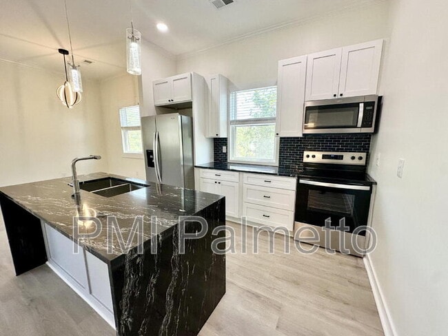 Building Photo - 1121 Zeigler St