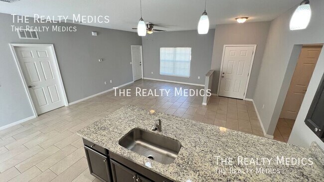 Building Photo - 1342 Defender St NW