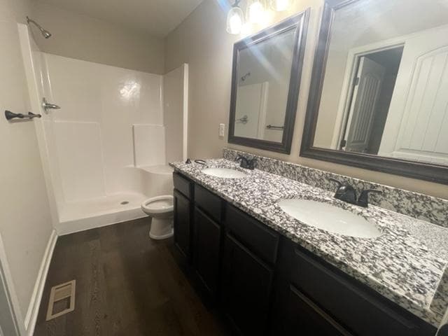Building Photo - 5272 N Cypress Cir