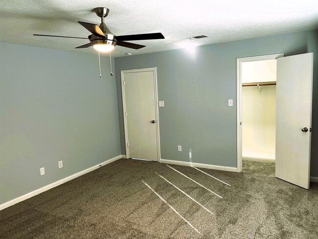Building Photo - 18315 Cransley Dr
