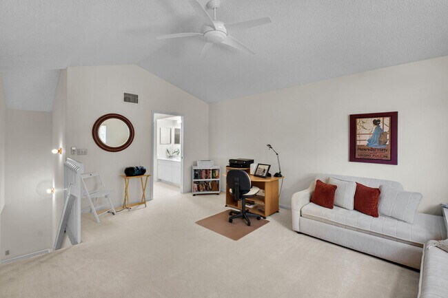 Building Photo - 7380 Clunie Pl