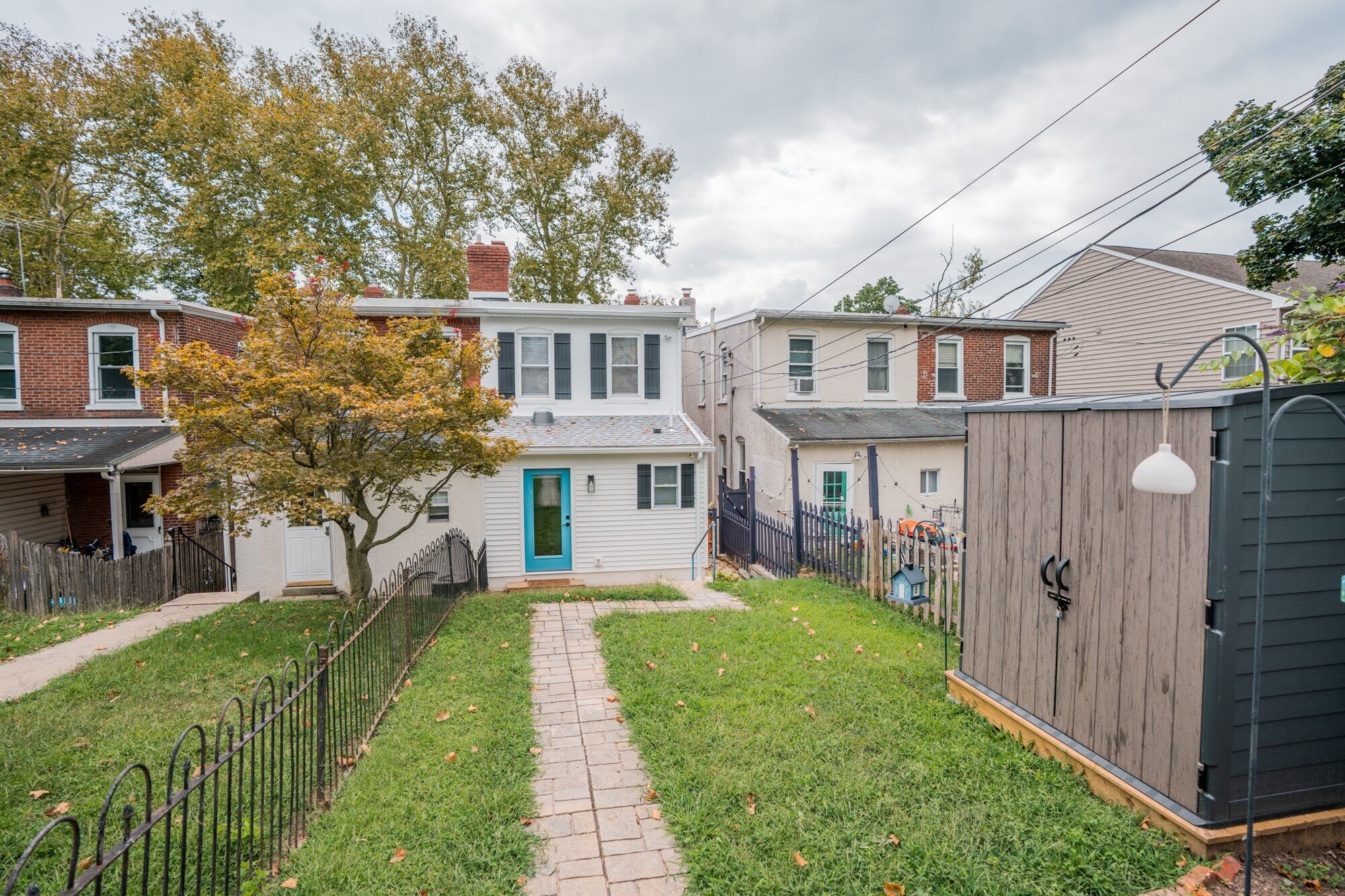 Building Photo - 417 Vanderslice St