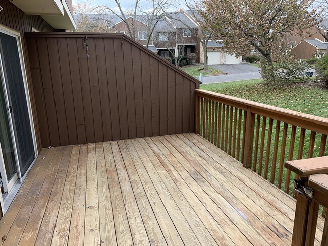 Building Photo - 64 Bond St