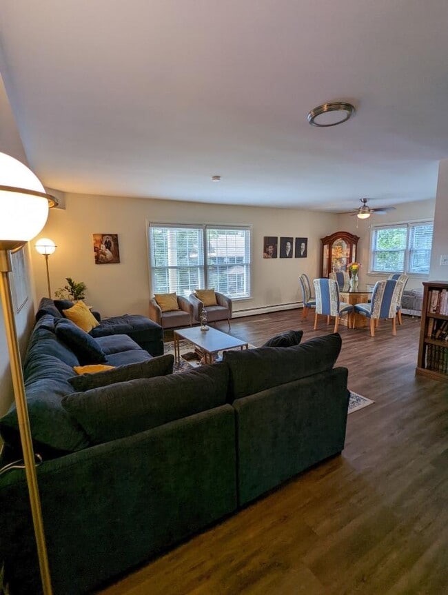 Building Photo - 125 Montgomery Ave